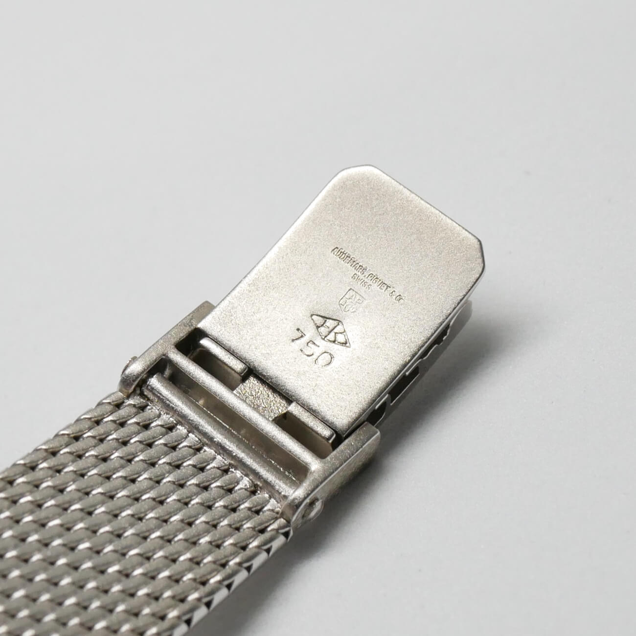 AUDEMARS PIGUET ROUND MODEL