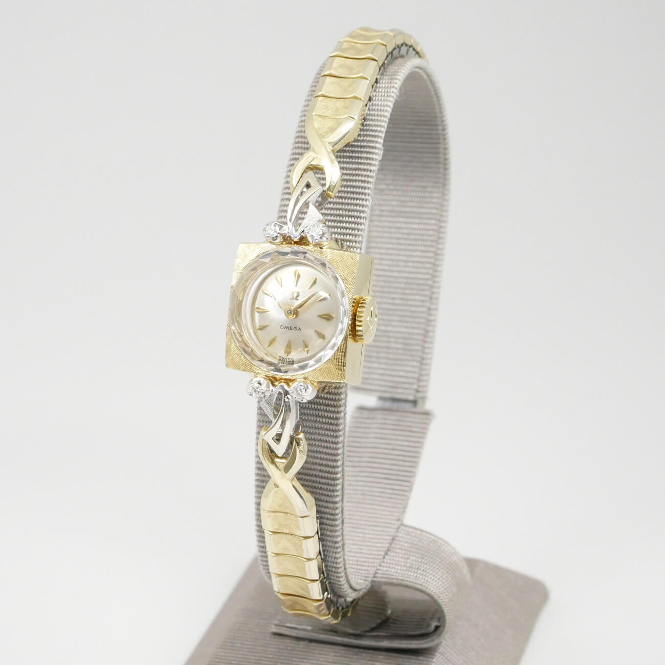 OMEGA RECTANGLE MODEL