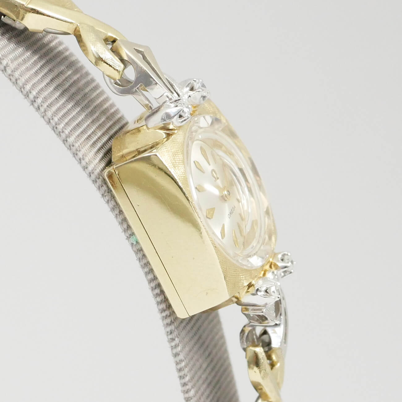 OMEGA RECTANGLE MODEL