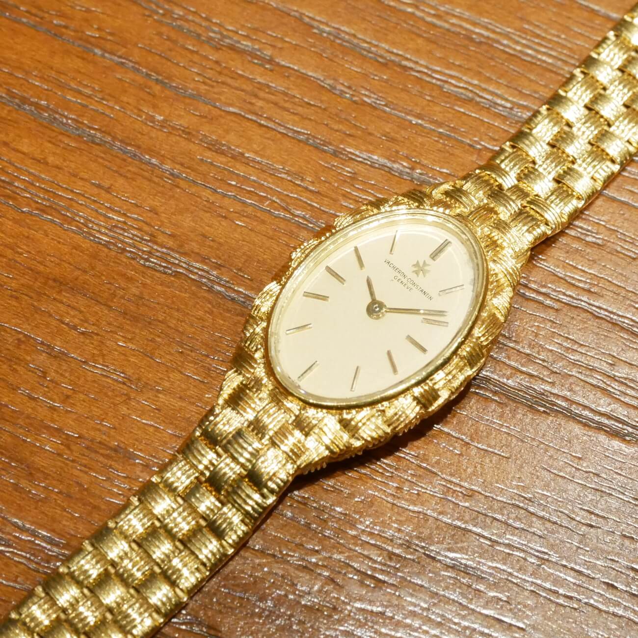 VACHERON&CONSTANTIN BACK WIND