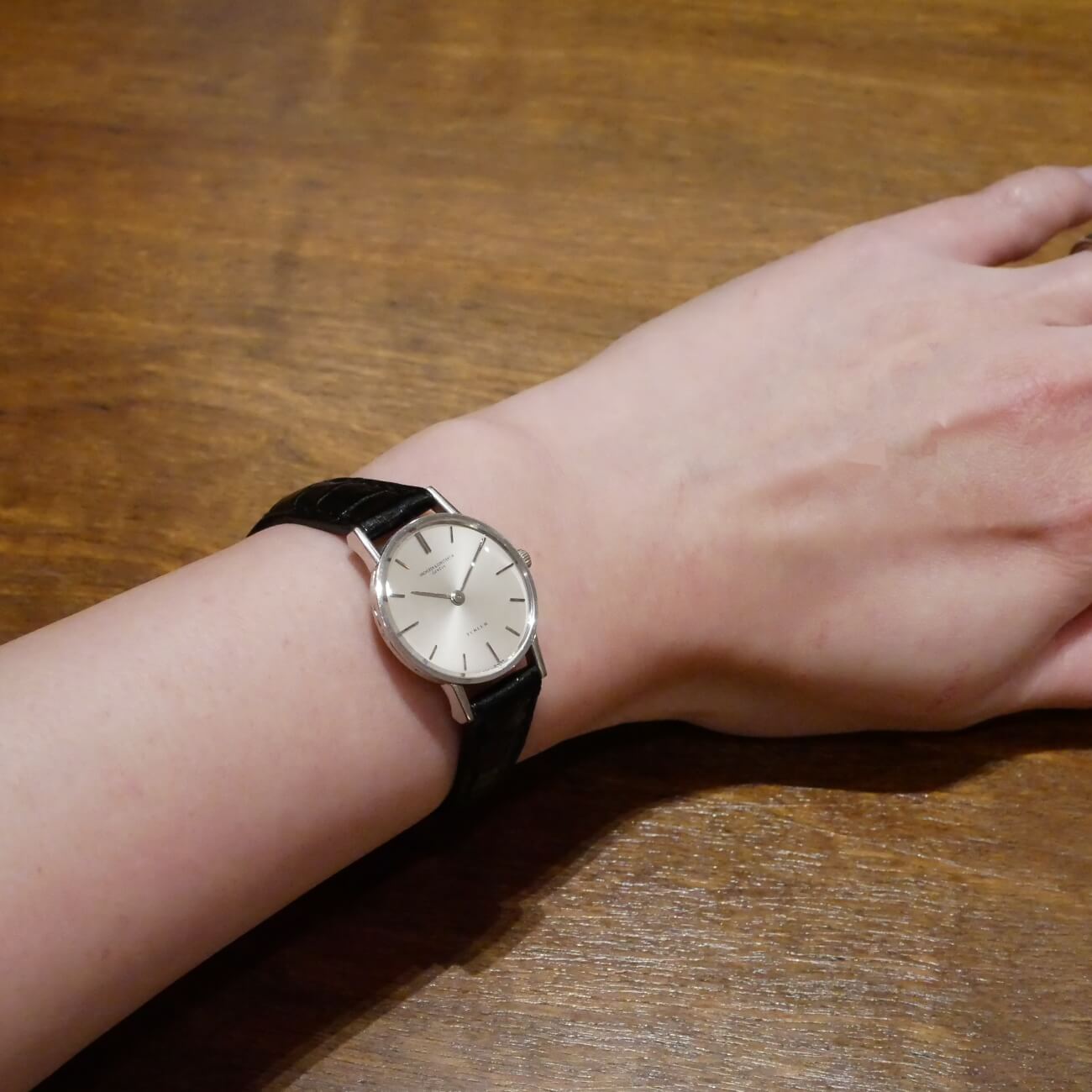 VACHERON&CONSTANTIN ROUND MODEL