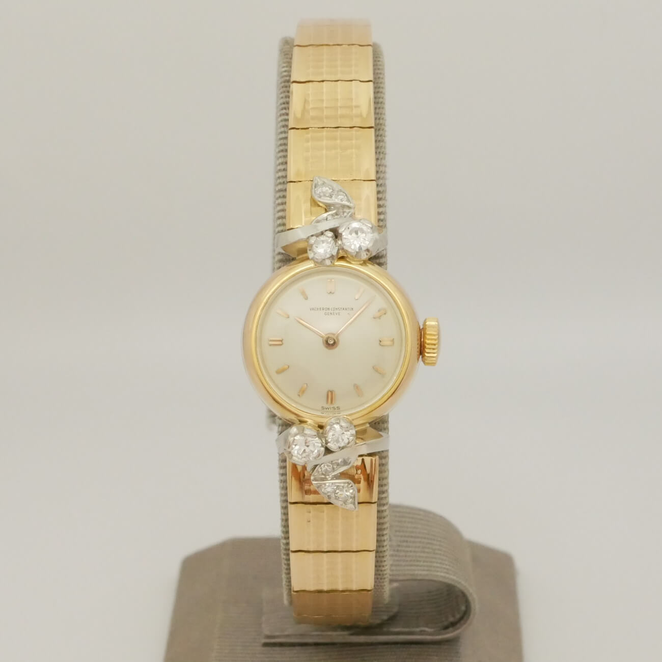 VACHERON&CONSTANTIN ROUND MODEL