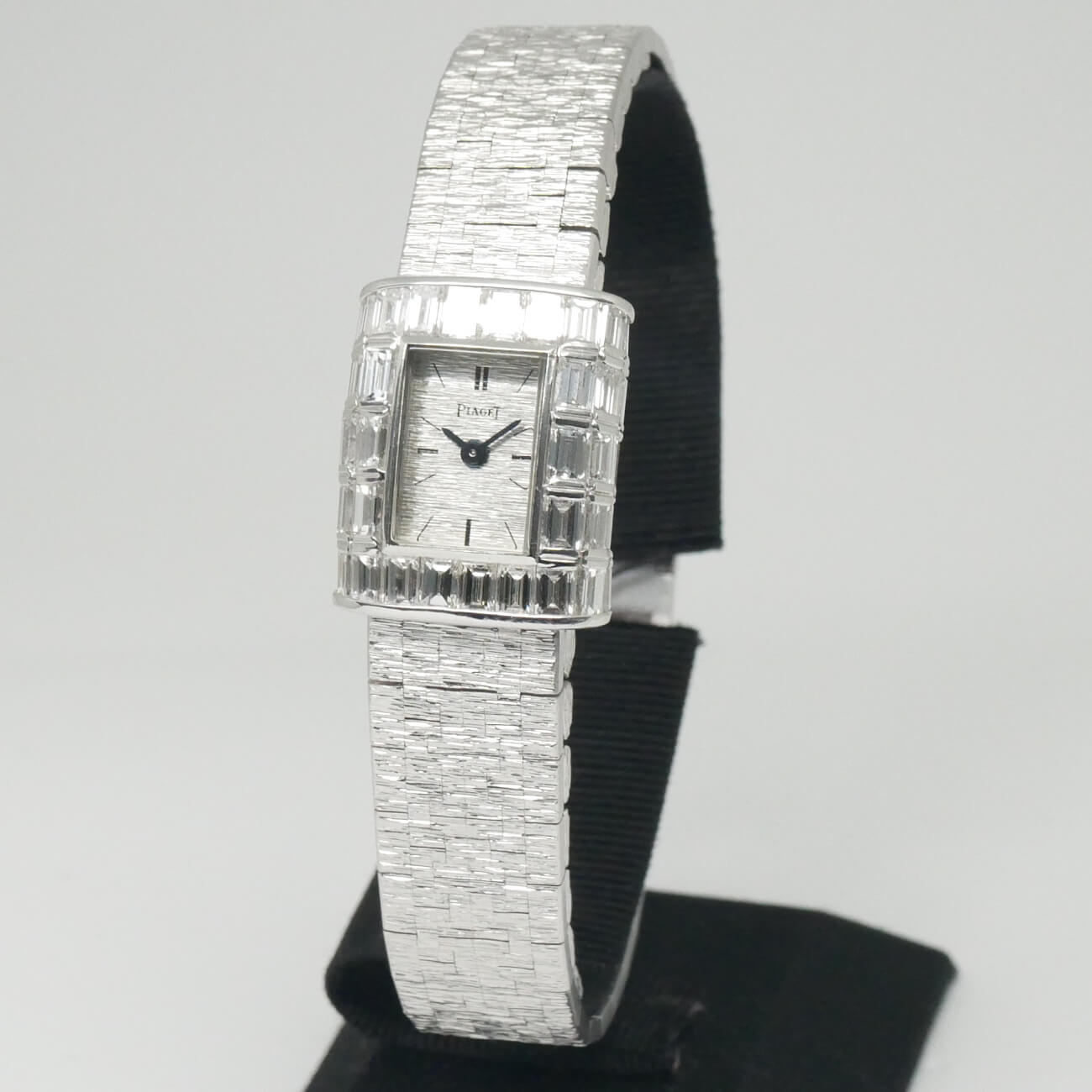 PIAGET BACK WIND