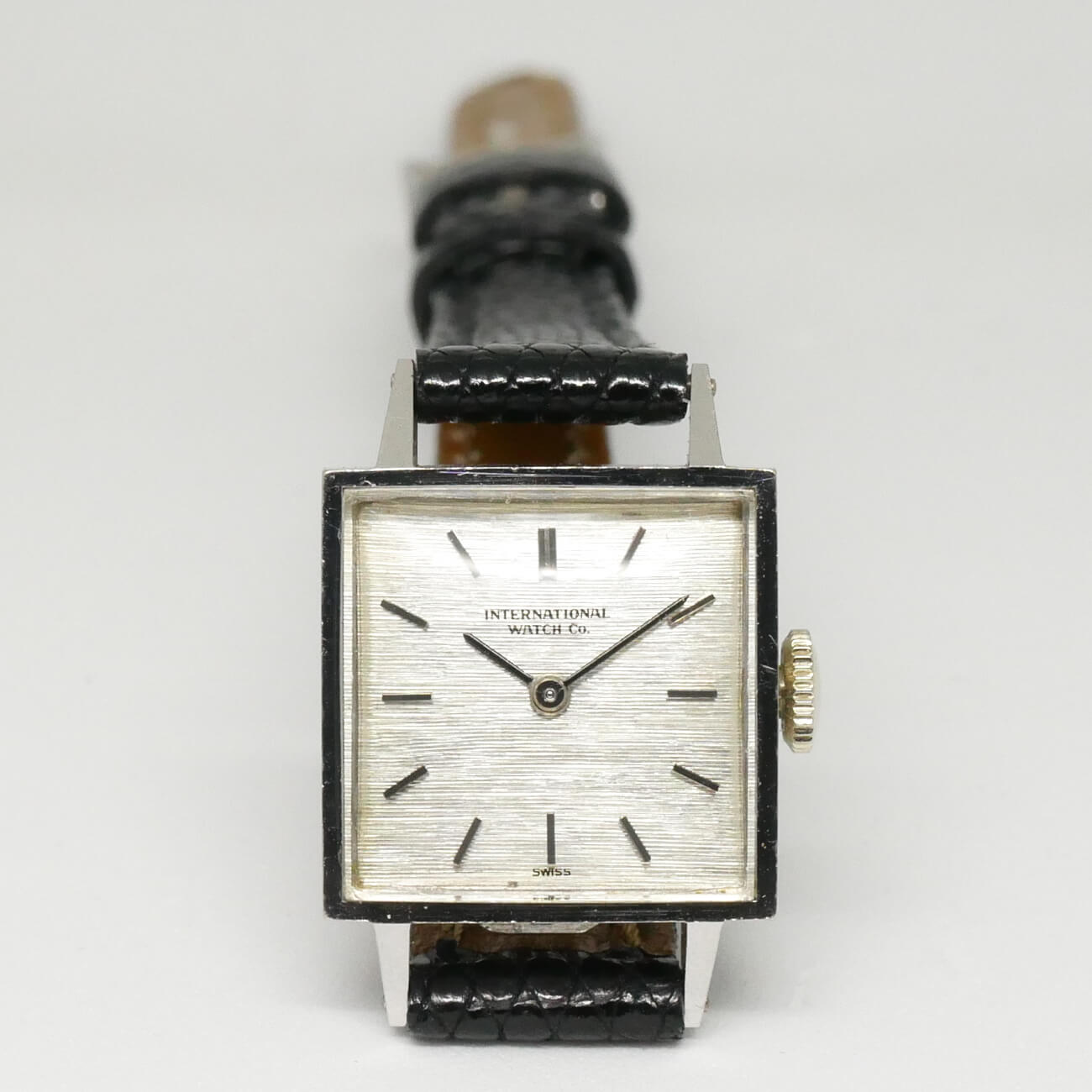 IWC RECTANGLE MODEL