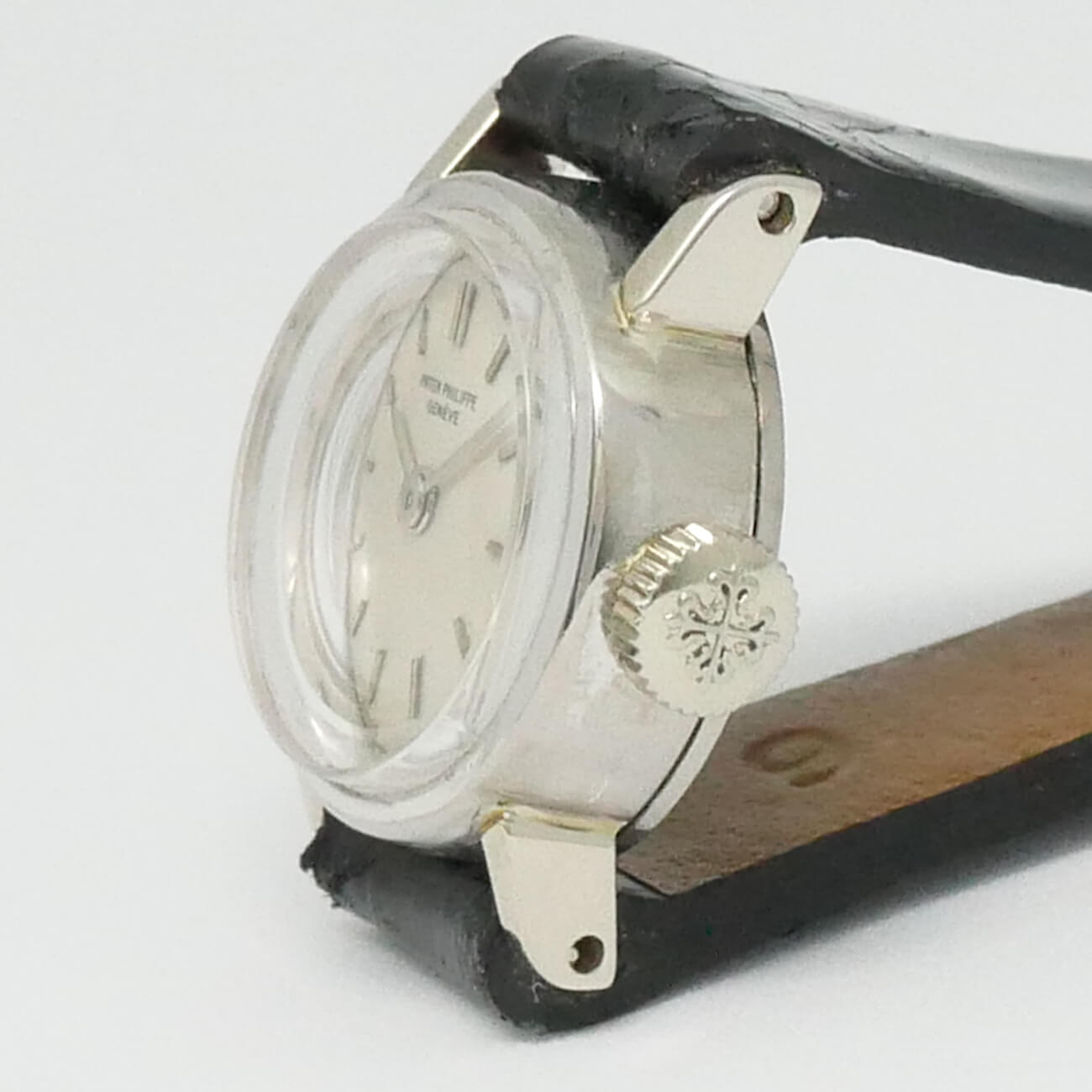 PATEK PHILIPPE ROUND MODEL