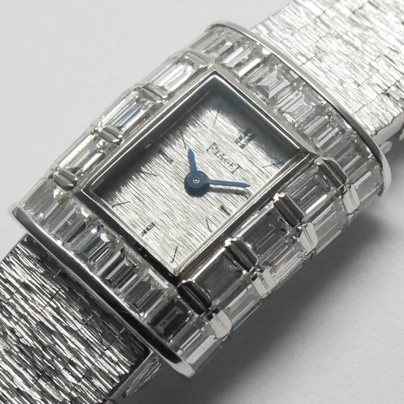 PIAGET BACK WIND