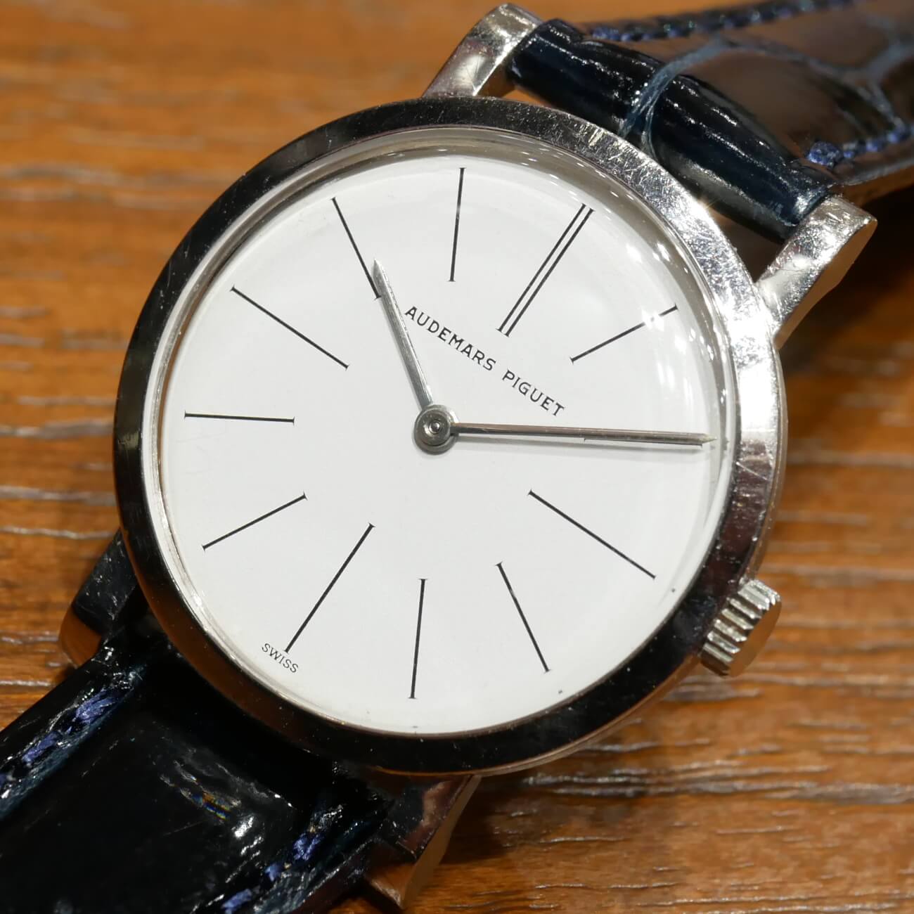 AUDEMARS PIGUET ROUND MODEL