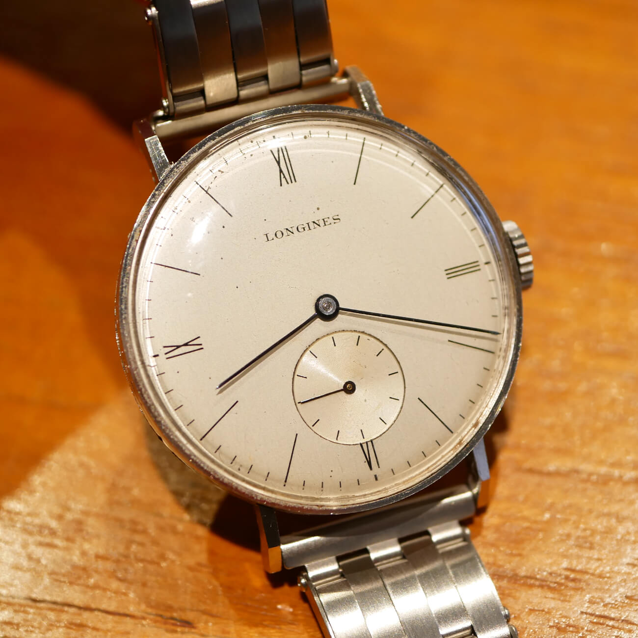 LONGINES ROUND MODEL