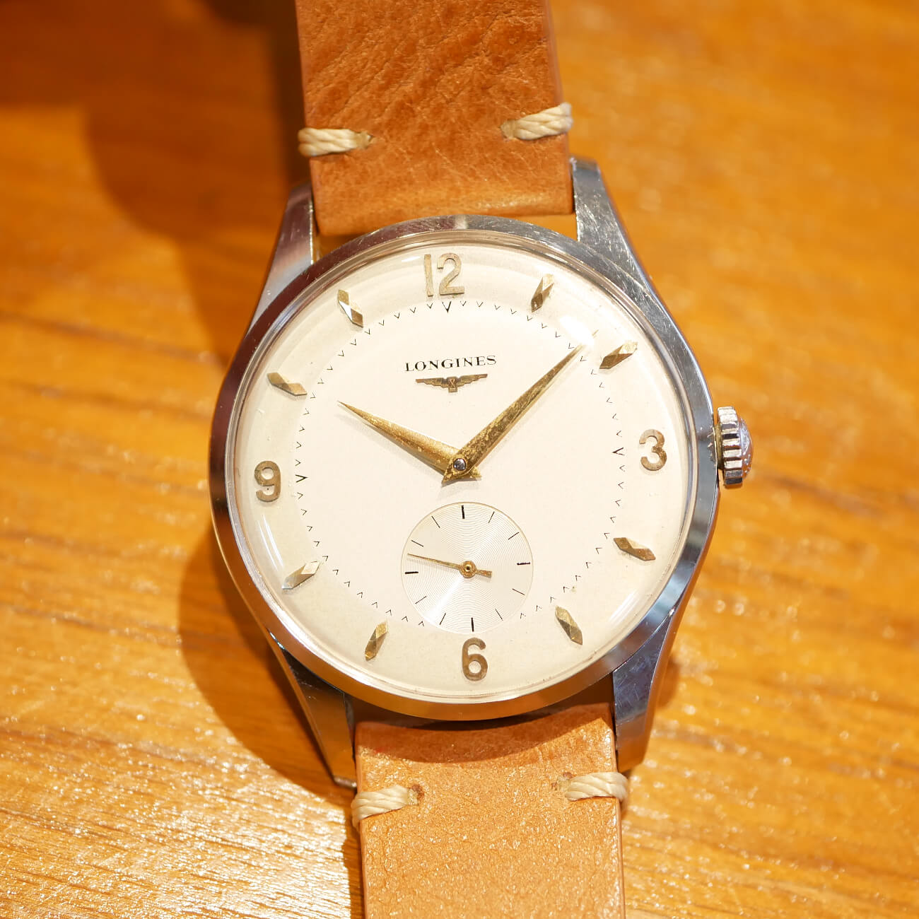 LONGINES ROUND MODEL