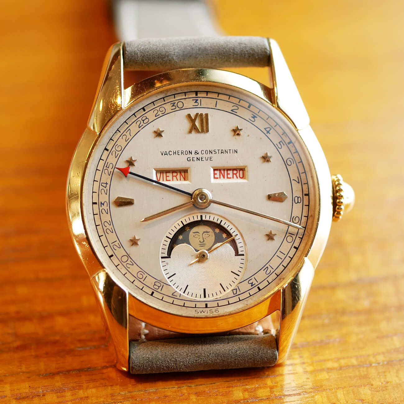 VACHERON&CONSTANTIN TRIPLE CALENDAR MOON PHASE