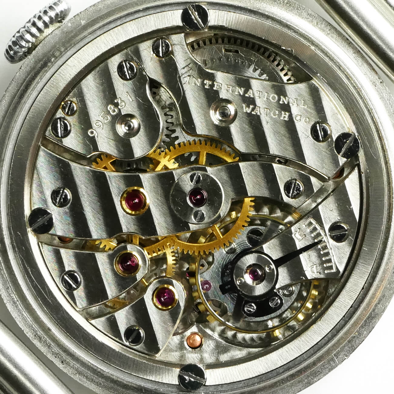 IWC ROUND MODEL