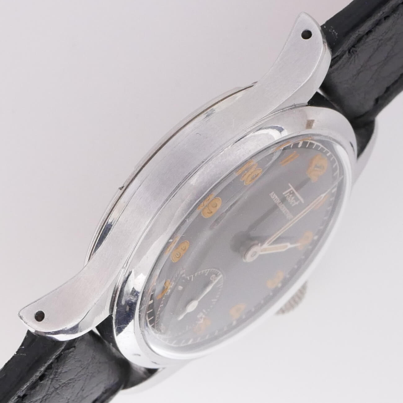 TISSOT ROUND MODEL