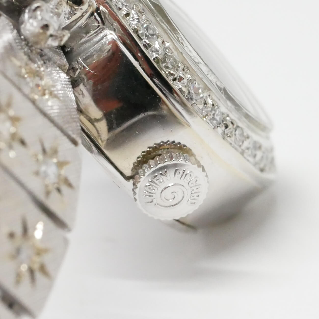 LUCIEN PICCARD ROUND MODEL