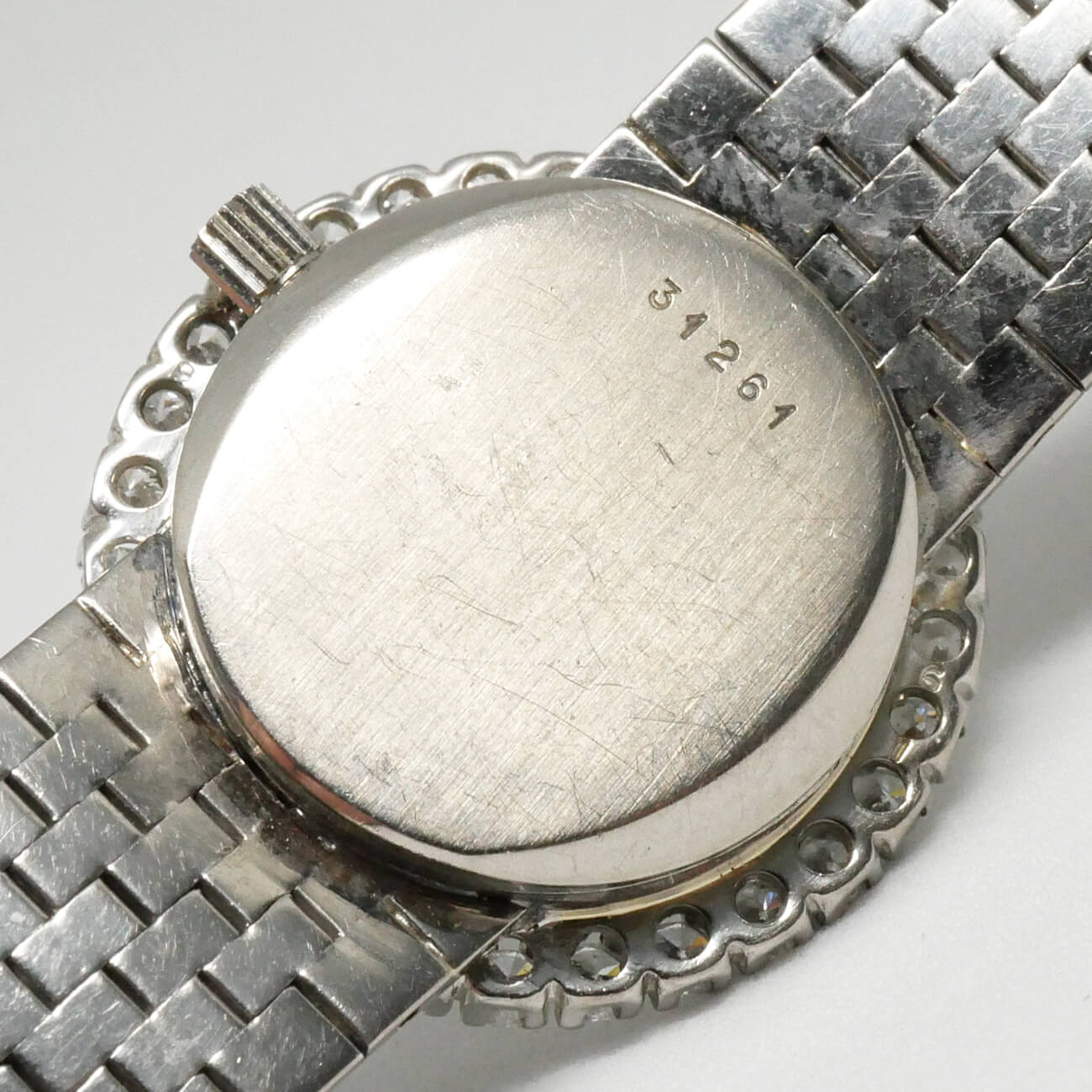 AUDEMARS PIGUET ROUND MODEL